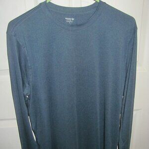Old Navy Active Cloud Motion Long Sleeve Blue Tee Shirt. Size Medium. NWT